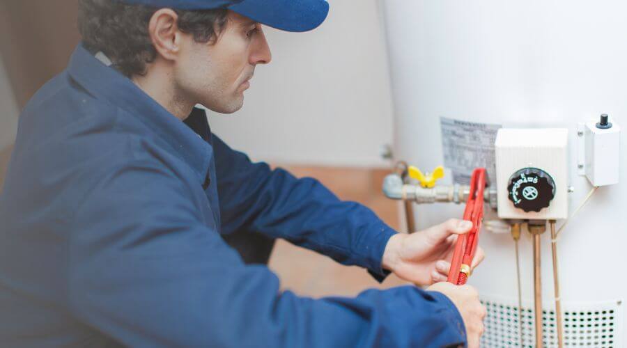 Local water heater installation in Ellinger, TX